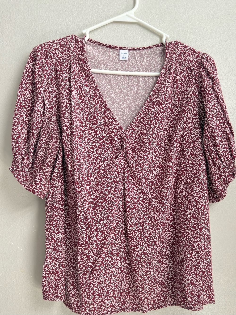 Old Navy Burgundy Floral V-Neck Puff Sleeve Blouse Size L